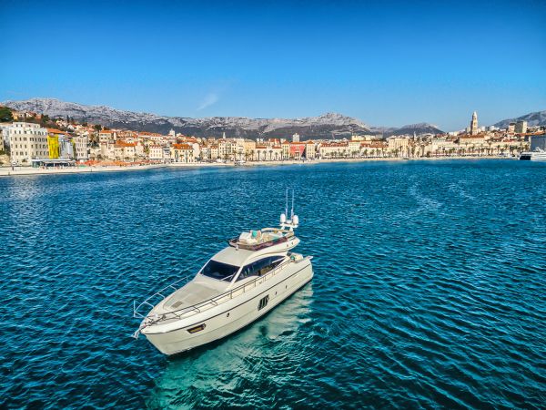 Profesionalno Fotografiranje Kimon Yacht iz zraka